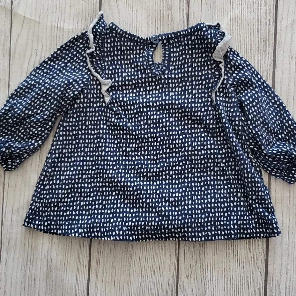 2 Carter's tops 6m